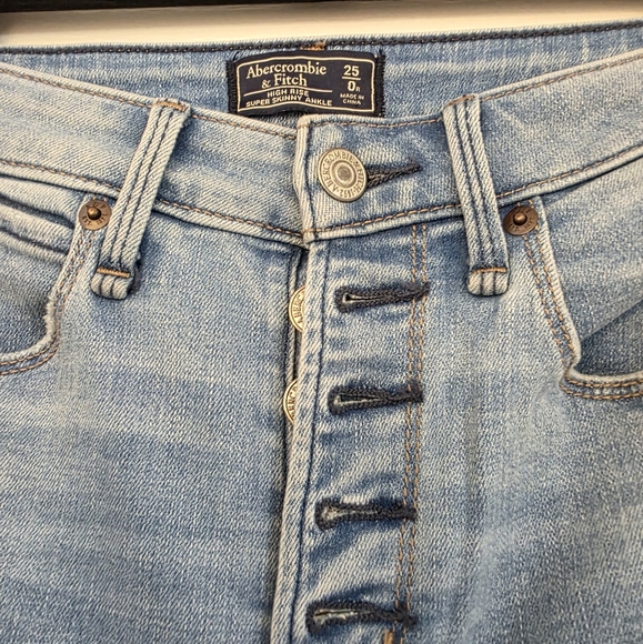 Abercrombie Light Blue Distressed Jeans - Picture 2 of 7